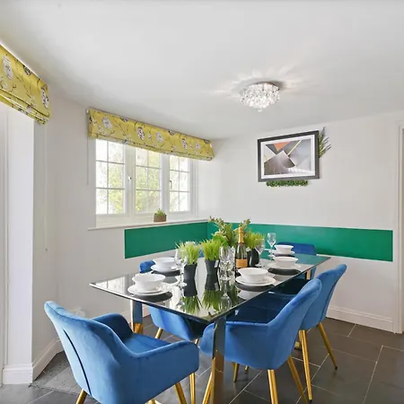 Stylish Abode - Sleeps 10 Nyaraló Bristol