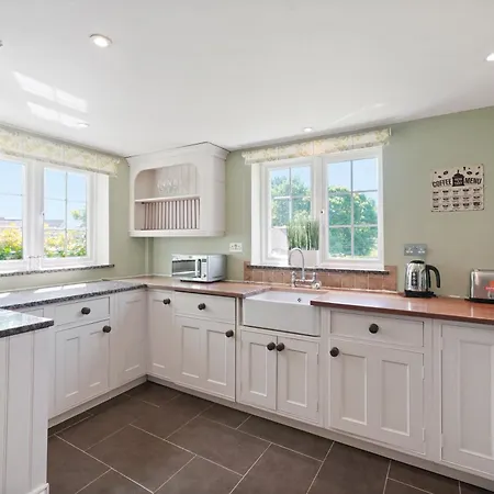 Hébergement de vacances Stylish Abode - Sleeps 10 Bristol